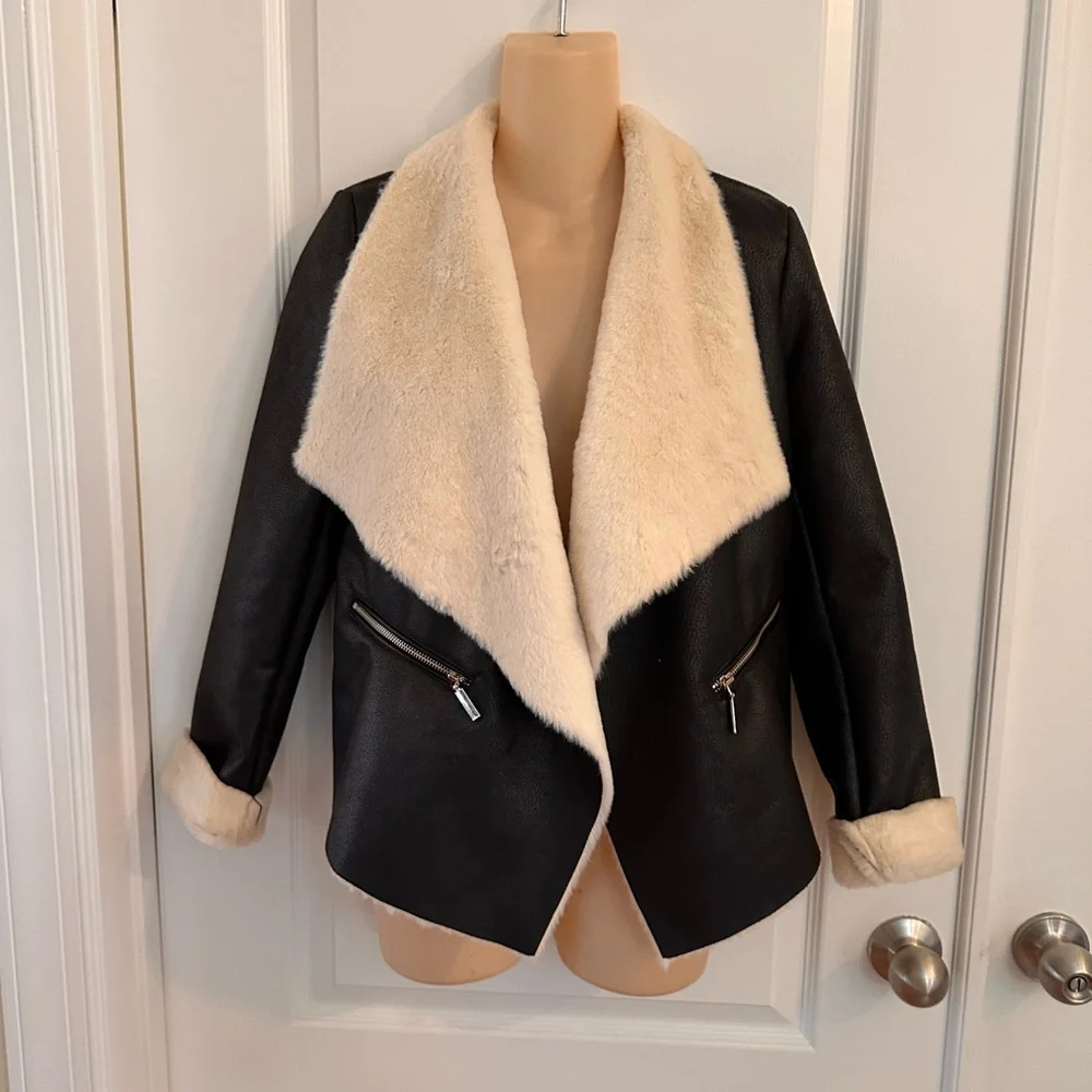 Gianni Bini faux fur and leather moto jacket‎